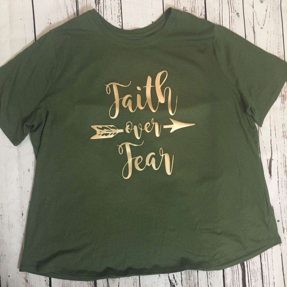Graphic Tee - Faith over Fear